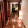 HOTEL CUE PLUS厚木(厚木市/ラブホテル)の写真『303号室(20,3)利用。3階のフロアも洒落てます。』by キジ
