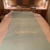 HOTEL The AMERICAN(アメリカン)(江戸川区/ラブホテル)の写真『502号室　ベッドはまぁ綺麗です、枕もとの照明スイッチは壊れてました』by ネコシ