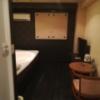 池袋グランドホテル(豊島区/ラブホテル)の写真『802号室　入口から奥』by ところてんえもん