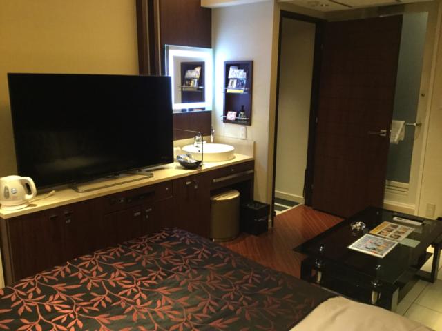 ホテルモアナ(新宿区/ラブホテル)の写真『306号室 お部屋奥から見た室内①』by ACB48