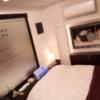 シエル湘南平塚店(平塚市/ラブホテル)の写真『301号室利用(20,3)。ベッドです。枕元の飾りや壁の絵がお洒落です。』by キジ