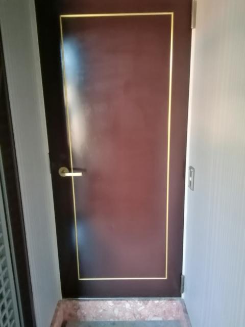 HOTEL ALLY（アリー）(横浜市都筑区/ラブホテル)の写真『101号室利用(20,3)更にちゃんとした玄関扉が。』by キジ