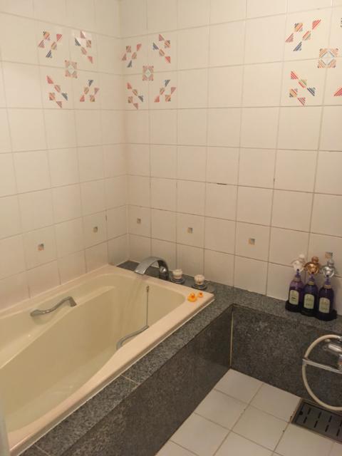 インパル21(小山市/ラブホテル)の写真『305号室 浴室』by リダンナ