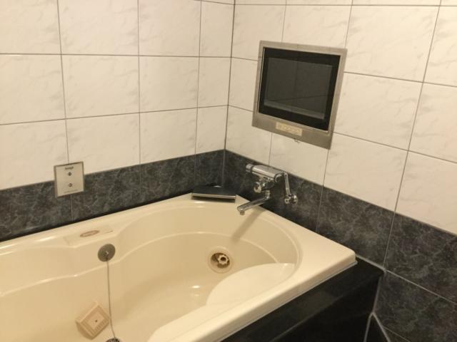 ホテル パル新宿店(新宿区/ラブホテル)の写真『601号室 浴室(TVあります)』by ACB48