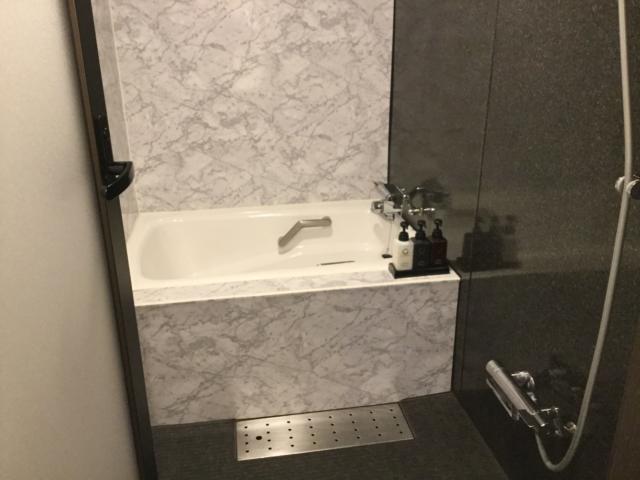HOTEL Bless（ブレス)(新宿区/ラブホテル)の写真『202号室 浴室』by ACB48