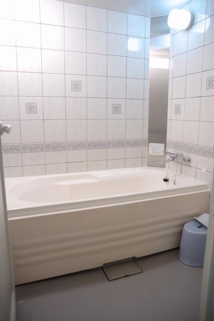 プラザホテル(足立区/ラブホテル)の写真『31号室　浴室』by マーケンワン