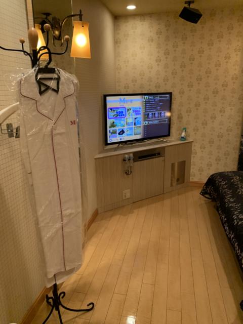 ホテル ミューズ(古河市/ラブホテル)の写真『302号室 テレビ』by mee