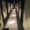 池袋グランドホテル(豊島区/ラブホテル)の写真『8階　廊下』by もぐたんっ