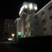 HOTEL SWEET SEASON 埼玉川越桜の川店(全国/ラブホテル)の写真『昼の外観』by おこ