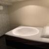 池袋グランドホテル(豊島区/ラブホテル)の写真『503号室、ベッド。』by コゴロー