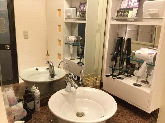 HOTEL Perrier(ペリエ)(新宿区/ラブホテル)の写真『210号室 洗面台』by ACB48