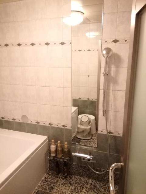 HOTEL C. KOHOKU(横浜市都筑区/ラブホテル)の写真『108号室利用(20,4)お風呂です。』by キジ