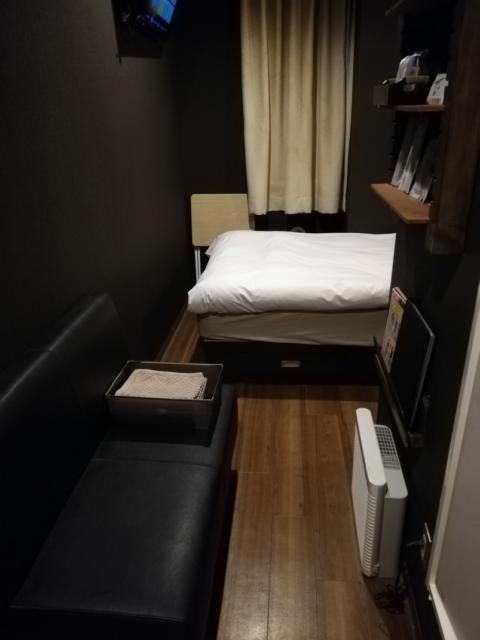 HOTEL PEACE & MINT(品川区/ラブホテル)の写真『207号室、入室時』by イシバシ