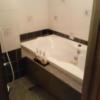 ルテシア(渋谷区/ラブホテル)の写真『301号室の浴室 ジャグジーつき。お湯の出も良好。』by angler