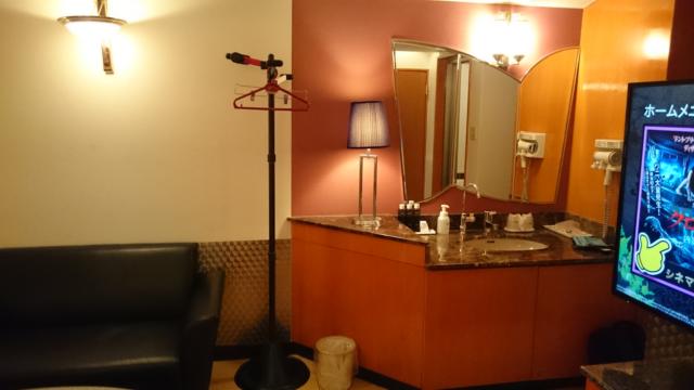 ルテシア(渋谷区/ラブホテル)の写真『301号室の洗面化粧台』by angler