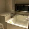 HOTEL GRASSINO URBAN RESORT(立川市/ラブホテル)の写真『319号室の浴室』by スラリン