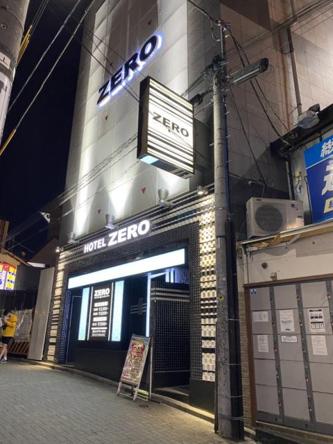 ZERO(渋谷区/ラブホテル)の写真『夜の外観』by 黒板 潤