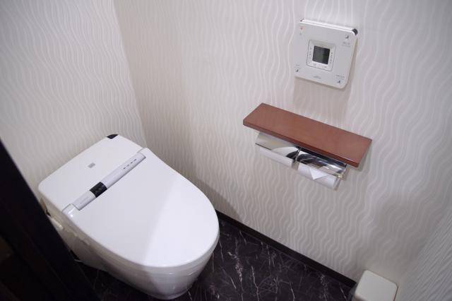 新日本ホテル(足立区/ラブホテル)の写真『101号室　洗浄機能付きトイレ』by マーケンワン