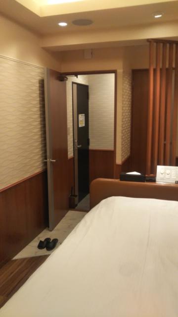 HOTEL GARNET（ガーネット)(千葉市中央区/ラブホテル)の写真『302号室 メインルームから玄関』by 正直下半神