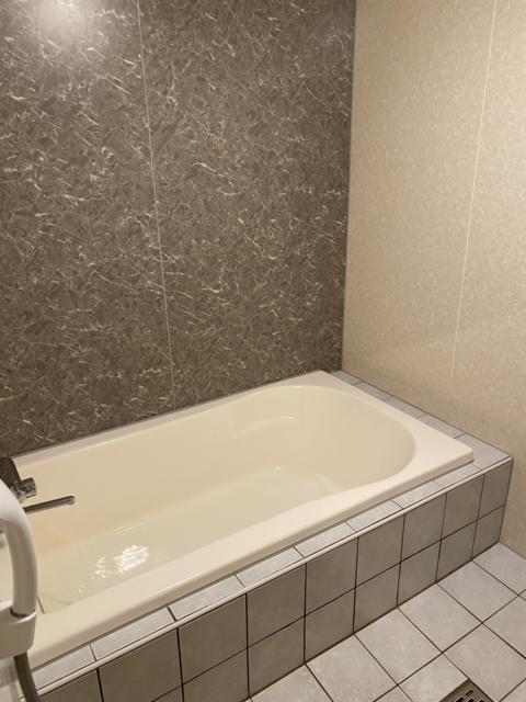 HOTEL GRANDE(川口市/ラブホテル)の写真『304号室（浴槽）』by こねほ