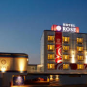 HOTEL ROSE（ローズ）(全国/ラブホテル)の写真『昼の外観』by まさおJリーグカレーよ