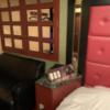 シーズ鶯谷(台東区/ラブホテル)の写真『305号室　ベッド（パネル周り）』by 鶯谷人