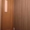 HOTEL 艶EN(横須賀市/ラブホテル)の写真『102号室利用(20.6)部屋の入口ですが、古めかしいです。』by キジ