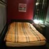 キャメルイン(立川市/ラブホテル)の写真『キャメルイン313のベッドです。いつも利用するホテルでお部屋が広めなのでお気に入りです。手前にはソファーやテレビがあります。』by マックさん