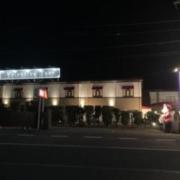 ホテル バレンタインべアー(笠間市/ラブホテル)の写真『夜の外観』by まさおJリーグカレーよ
