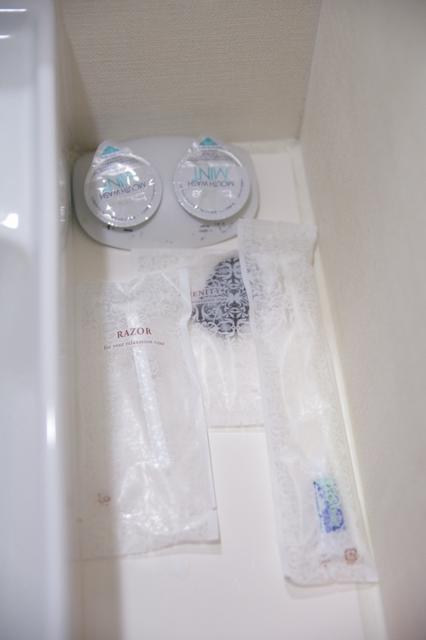HOTEL GARDEN(戸田市/ラブホテル)の写真『7号室　洗面台のアメニティ』by マーケンワン