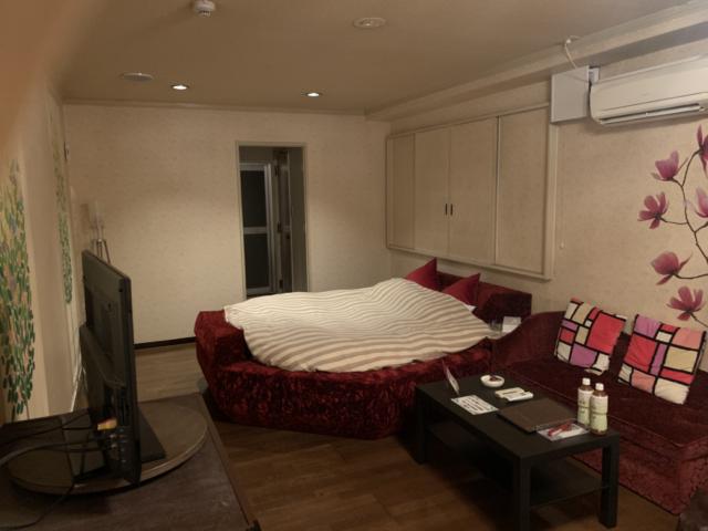 TOYOSHIKIリゾート(柏市/ラブホテル)の写真『201号室　ベッド』by おおちS