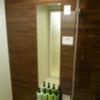 ホテル アトランタ(豊島区/ラブホテル)の写真『504号室（シャワー部分。2点固定式が1点になっちゃってます。ヘッドは横向き）』by 格付屋