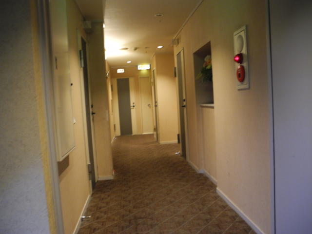 サンレモ(新宿区/ラブホテル)の写真『305号室…館内の様子』by 華房