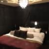 HOTEL VARKIN（ヴァーキン）(豊島区/ラブホテル)の写真『304号室 ベッド』by L&amp;L