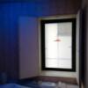 ホテル エレガンス(大田区/ラブホテル)の写真『603号室利用(20,7)ベッドの上に窓があります。』by キジ