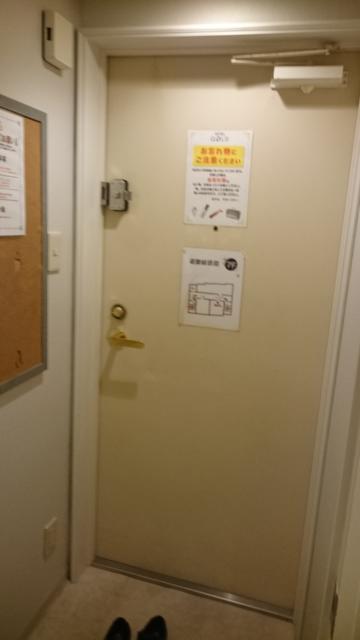 HOTEL GOLD(ホテル ゴールド)(川崎市川崎区/ラブホテル)の写真『701号室のくつぬぎスペース』by angler