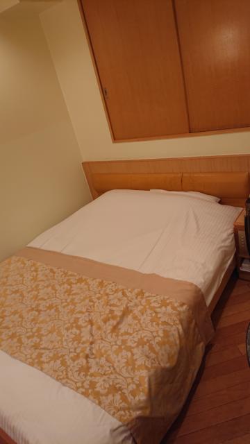 De La Fino(デラフィーノ)(杉並区/ラブホテル)の写真『405号室 ベッド』by おやっちゃん