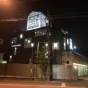 HOTEL saga(サガ)(福井市/ラブホテル)の写真『夜の外観』by まさおJリーグカレーよ