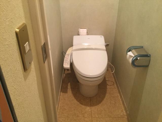 XO新宿(新宿区/ラブホテル)の写真『410号室　トイレ』by ACB48