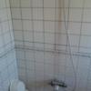 シルクホテル(川崎市川崎区/ラブホテル)の写真『406号室のシャワー。湯量はまずまず。』by angler