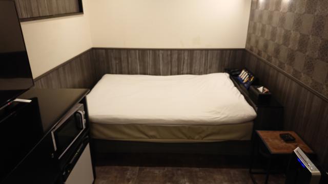 HOTEL Chelsea（チェルシー）(新宿区/ラブホテル)の写真『301号室 部屋全景』by 舐めたろう