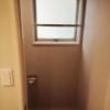 HOTEL STAY YOKOHAMA(横浜市中区/ラブホテル)の写真『302号室利用(20,8)トイレにも窓があります。』by キジ