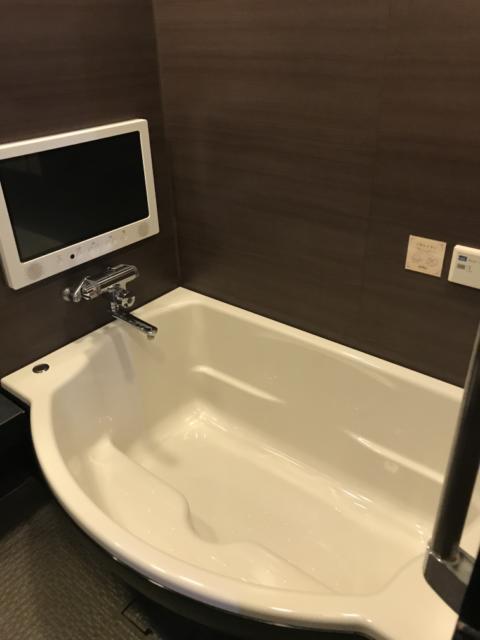 HOTEL Bali An Resort　新宿アイランド店(新宿区/ラブホテル)の写真『225号室の浴室③』by 少佐