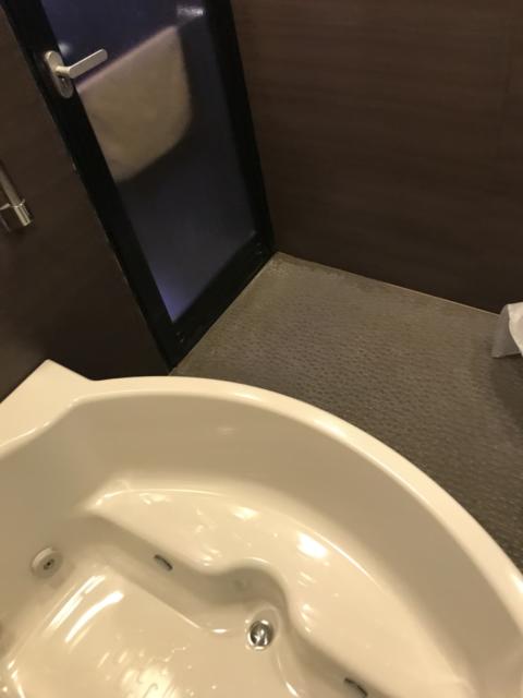 HOTEL Bali An Resort　新宿アイランド店(新宿区/ラブホテル)の写真『225号室の浴室②』by 少佐
