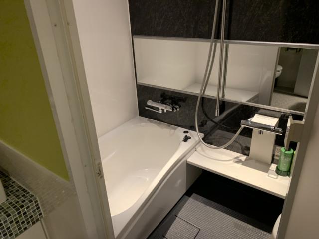 HOTEL SARD（サード）(豊島区/ラブホテル)の写真『301号室、浴室』by おおちS