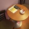 ホテル グランドカーム(大阪市/ラブホテル)の写真『806号室・テーブル&amp;椅子』by 郷ひろし（運営スタッフ）