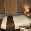 ホテル プランタン(台東区/ラブホテル)の写真『401号室　ベッド』by ハナミックス