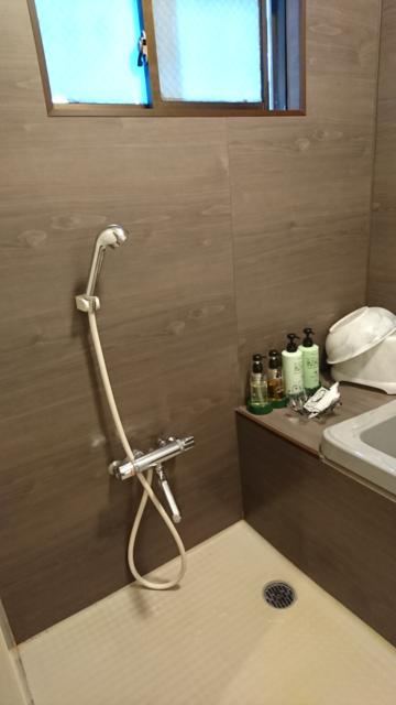 ホテルスマイル(豊島区/ラブホテル)の写真『302号室 洗い場は２人いても狭さは感じなかった』by なめろう