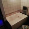 Wバグース(新宿区/ラブホテル)の写真『202号室、浴室』by らくたろう