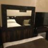 池袋グランドホテル(豊島区/ラブホテル)の写真『309号室　ベッド際のミラー』by ACB48